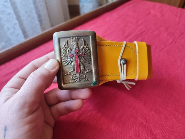 Ceñidor gala charol