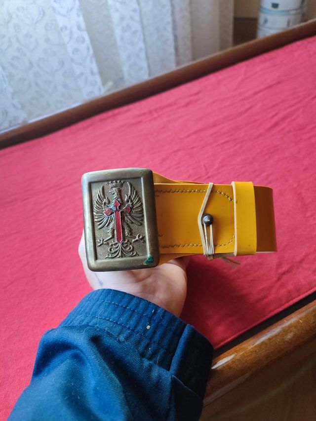 Ceñidor gala charol