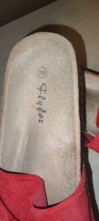 Sandalias rojas de plataforma 
