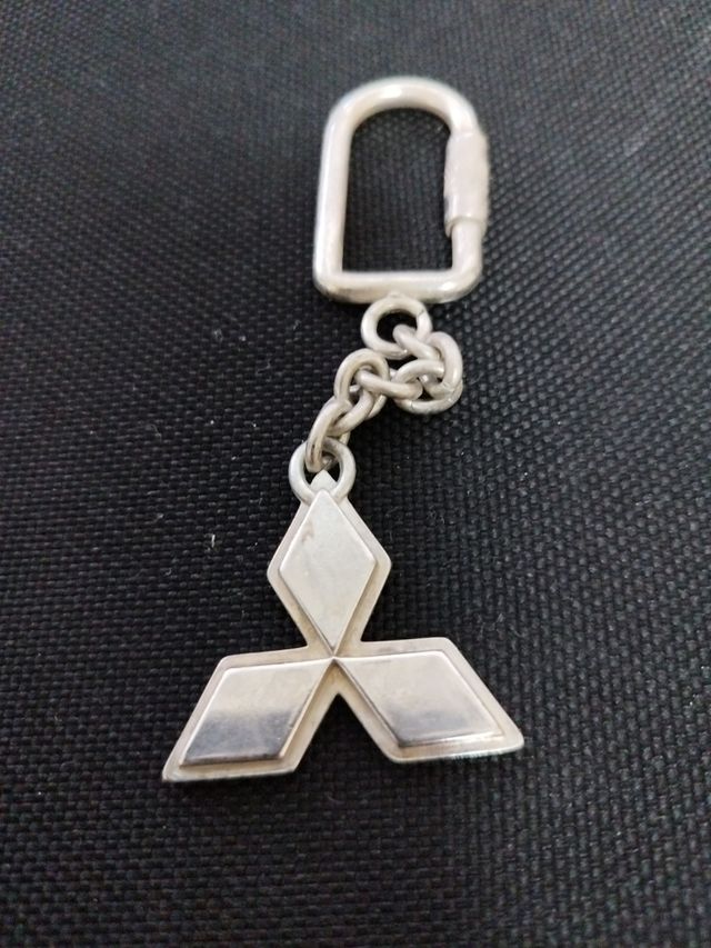 LLAVERO MITSUBISHI