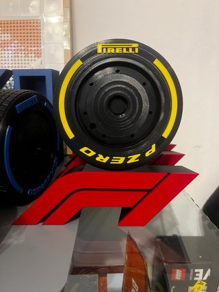 F1 riproduzione gomma pirelli stampata in 3D