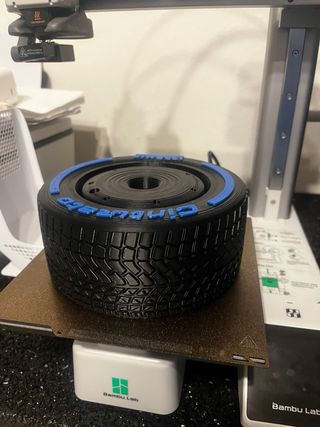 F1 riproduzione gomma pirelli stampata in 3D