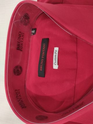 Camisa de hombre roja. Bruno Fontani