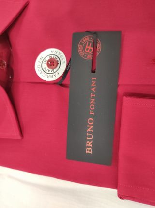 Camisa de hombre roja. Bruno Fontani