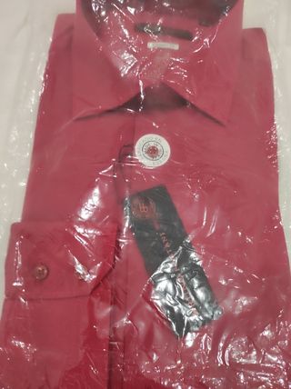 Camisa de hombre roja. Bruno Fontani