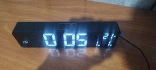 Reloj alarma digital de mesa o pared