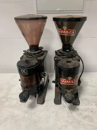 2 molinillos de cafe