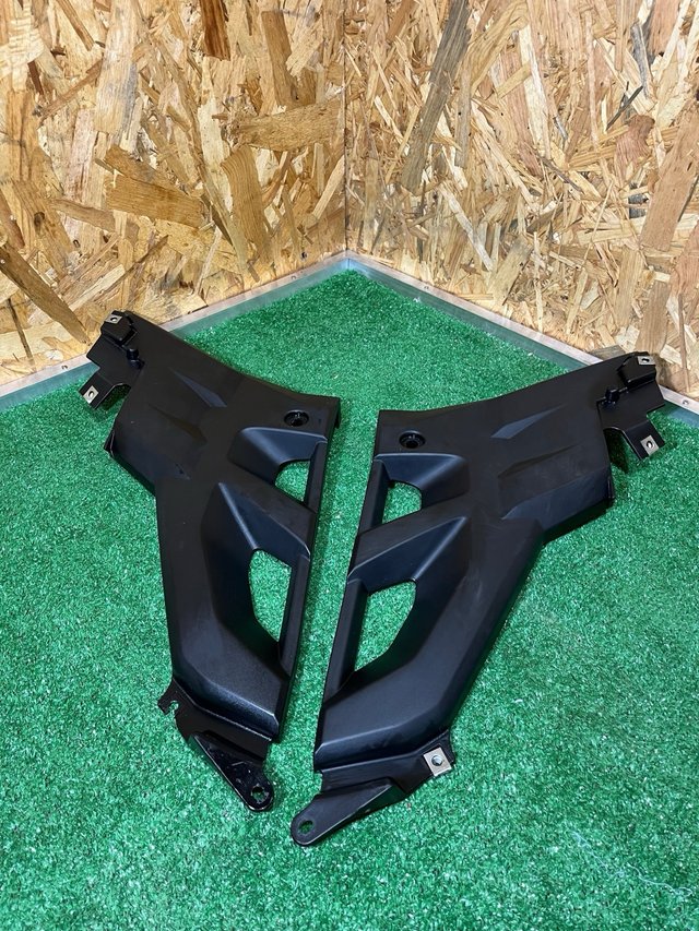 Tapas laterales Yamaha MT 125 ✅♻️
