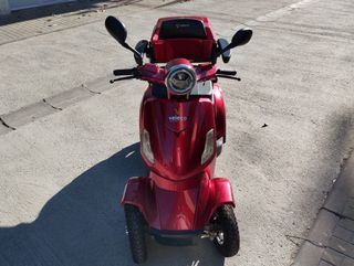 Scooter Veleco Faster Electrica cuatro ruedas