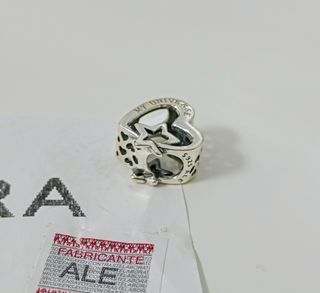 Charm Corazón en filigrana Familia y Estrella.