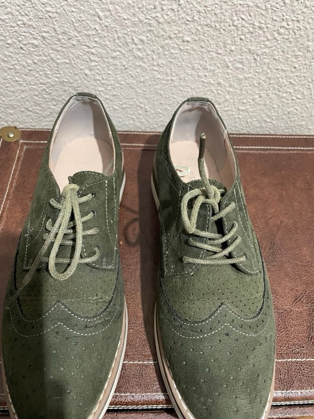 Mocasines ante verde