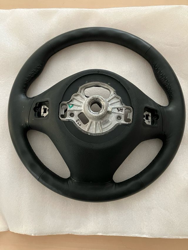 Volante deportivo de cuero Bmw + Airbag