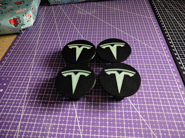 Tesla Tapabujes Rueda Model 3 / Y