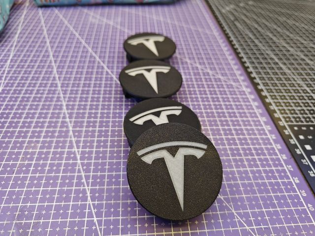 Tesla Tapabujes Rueda Model 3 / Y