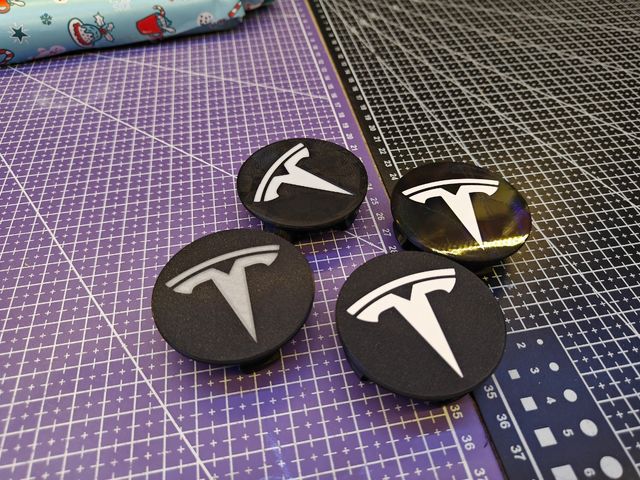 Tesla Tapabujes Rueda Model 3 / Y