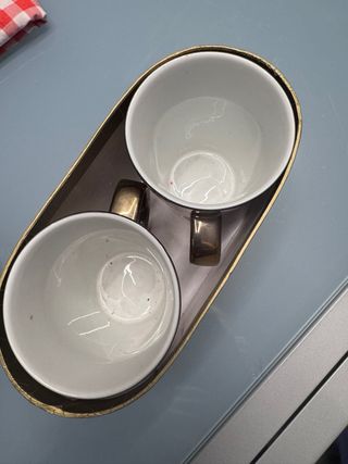 Coppia tazze dorate
