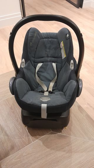 Base Isofix y silla Maxi-Cosi más REGALOS