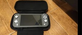 Nintendo switch y funda (solo envio)