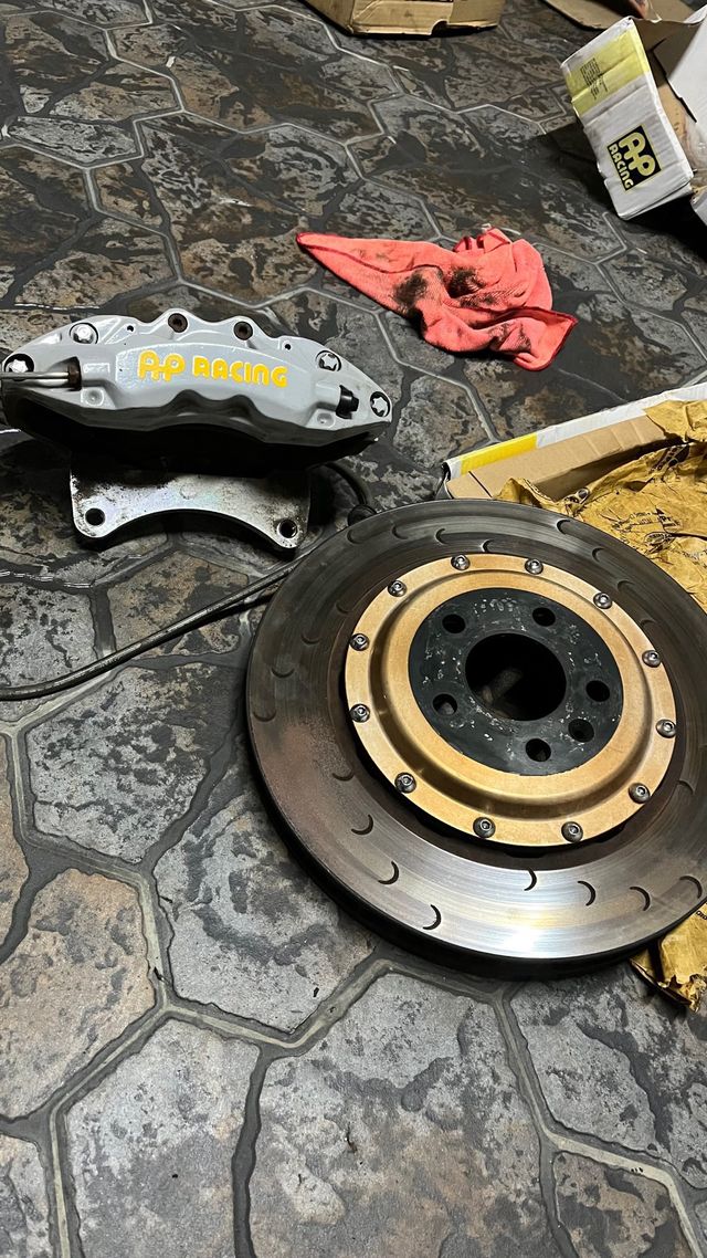 Frenada completa delantera AP racing