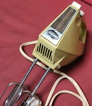 Batidora mezcladora VINTAGE funcionando años 70