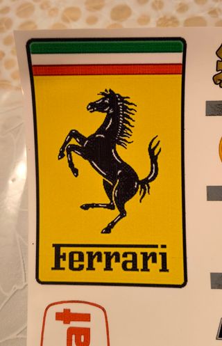 ADESIVI PERSONALIZZABILI E DA COLLEZIONE sponsor