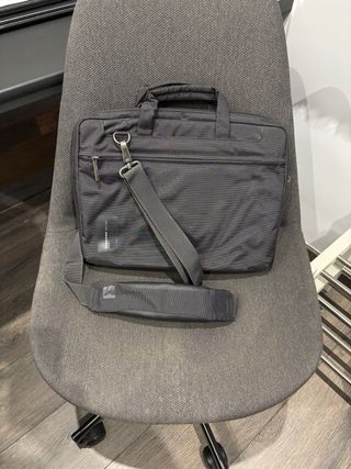 Maletín portátil y tablet Tucano