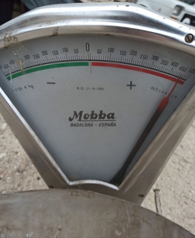 Báscula vintage Mobba