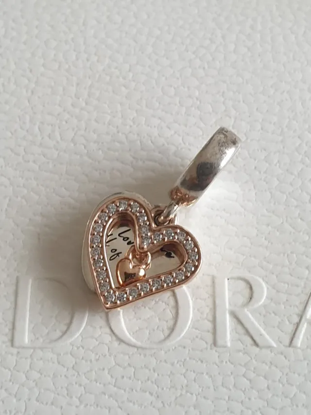 Cuore pendente Pandora