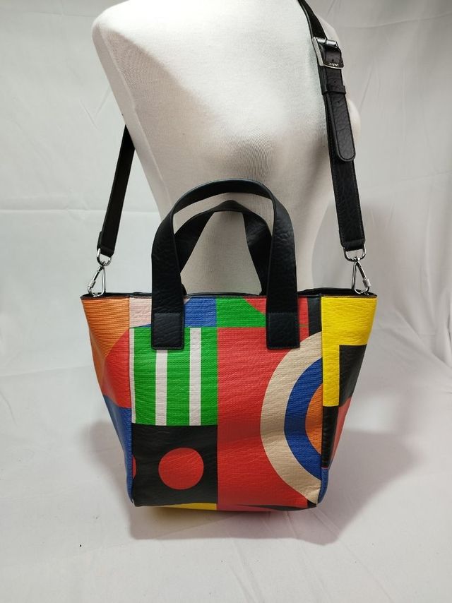Bolso desigual de hombro