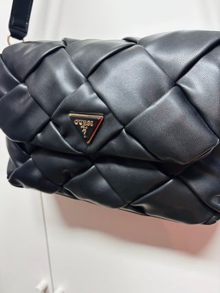 Bolso Guess negro