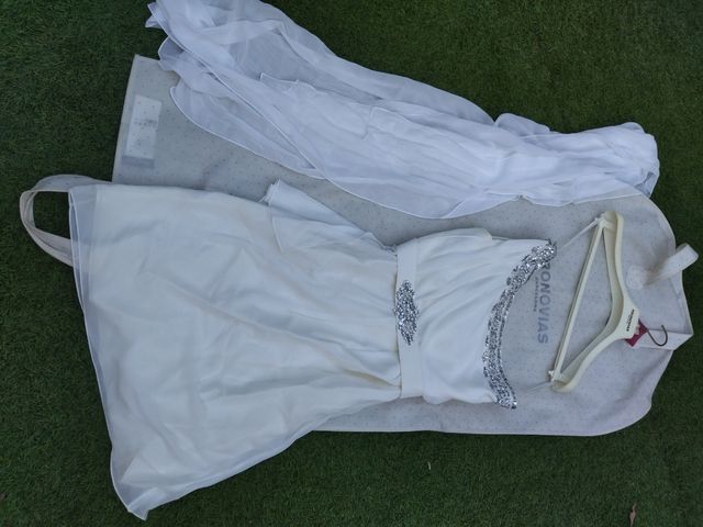 Vestido novia corto. Pronovias.