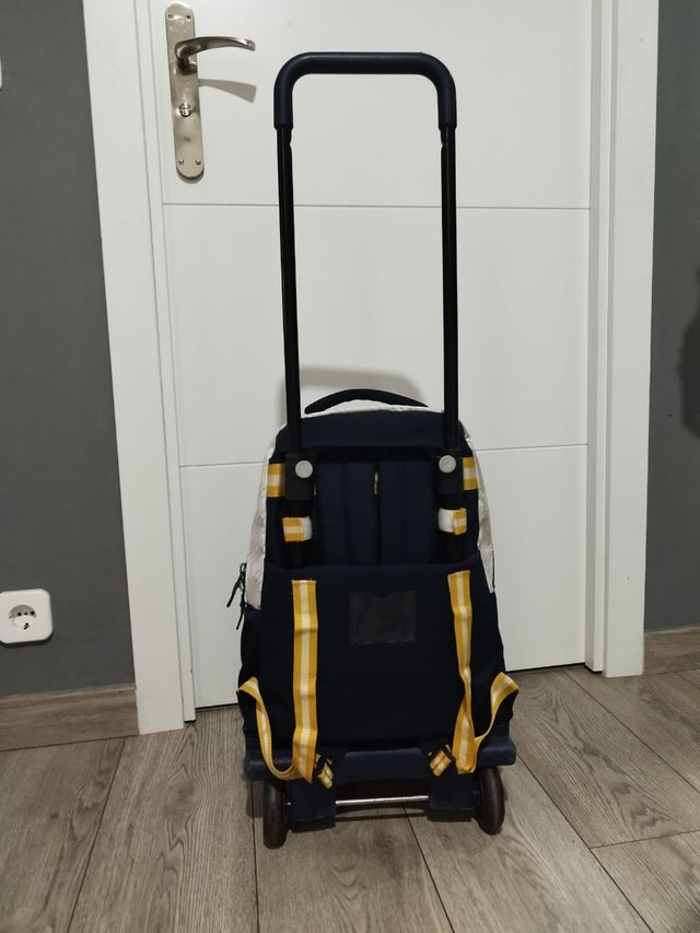 Mochila escolar real Madrid oficial