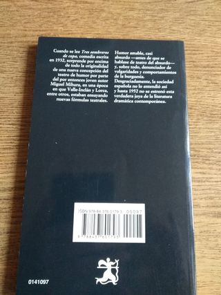 Tres Sombreros de Copa (Letras Hipanicas) (Spanish Edition)