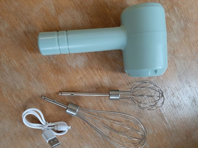 Misturador/Batedeira portátil nova