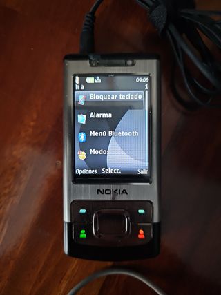 Teléfono Nokia 6500S