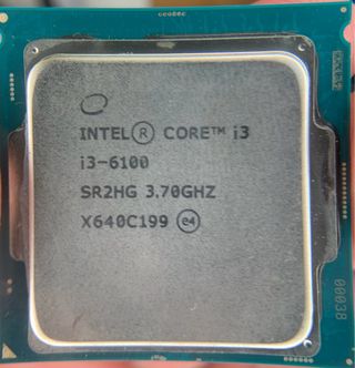 Cpu intel I3 6100 omaggio pasta termica