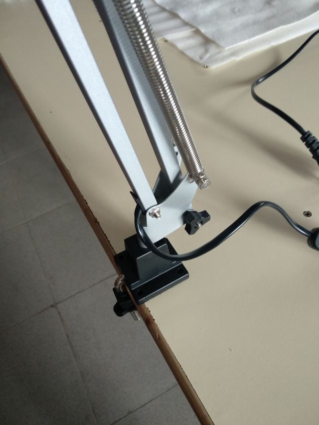 Lampara flexo ajustable