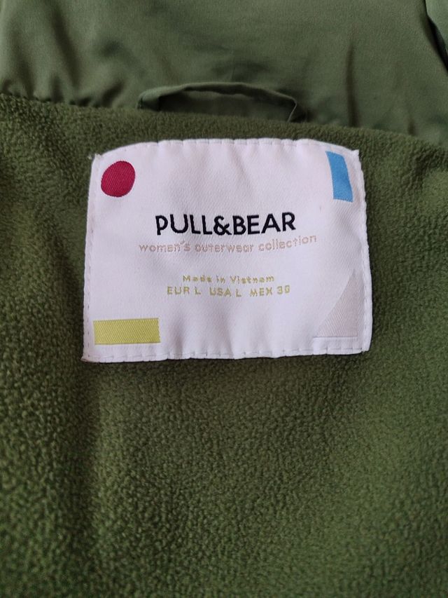 Abrigo corto acolchado oversize de Pull & Bear