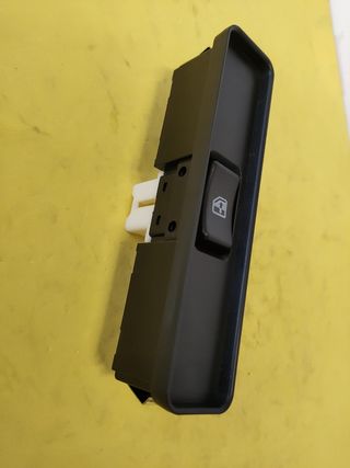 🟢BOTONERA ELEVALUNAS DERECHA VITARA I