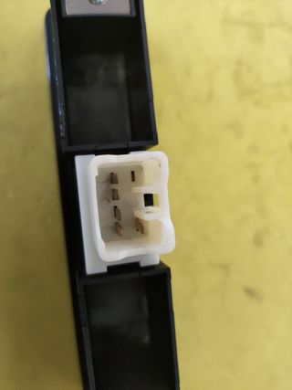 🟢BOTONERA ELEVALUNAS DERECHA VITARA I