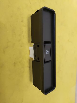 🟢BOTONERA ELEVALUNAS DERECHA VITARA I
