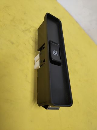 🟢BOTONERA ELEVALUNAS DERECHA VITARA I