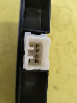 🟢BOTONERA ELEVALUNAS DERECHA VITARA I