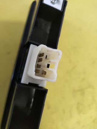 🟢BOTONERA ELEVALUNAS DERECHA VITARA I