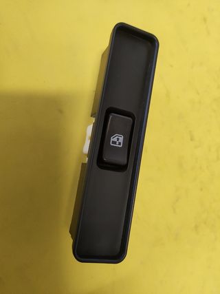 🟢BOTONERA ELEVALUNAS DERECHA VITARA I