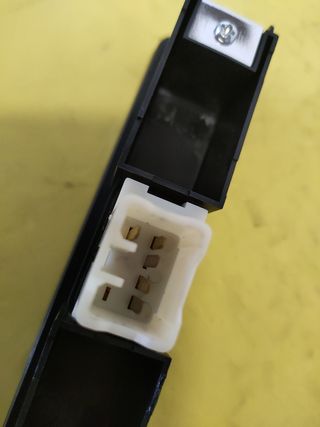 🟢BOTONERA ELEVALUNAS DERECHA VITARA I