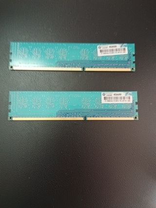 Memorie 2 GB pc3 funzionanti.