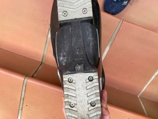 Conjunto eskí:eskís botas y bastones