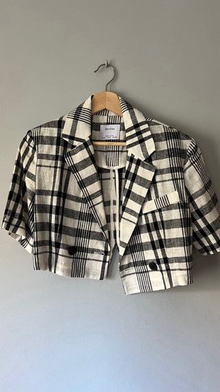 Chaqueta americana corta