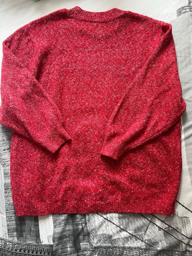 Jersey rojo Stradivarius